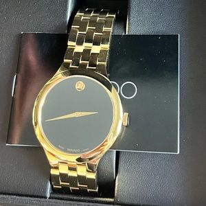 BRAND NEW Gold Movado watch